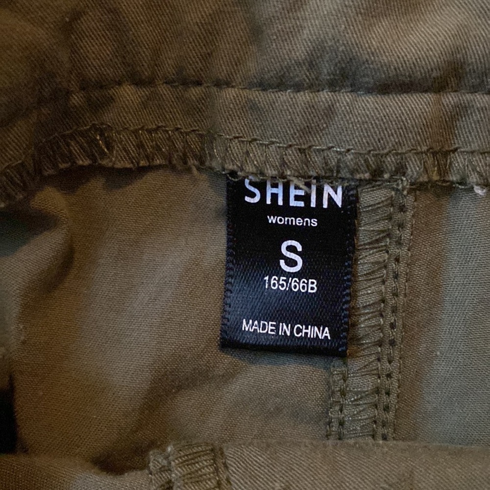 Shein olive pants - Picture 2 of 5